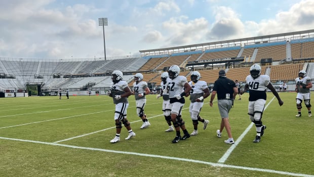 Coach Malzahn UCF Defensive Tackle Defensive End